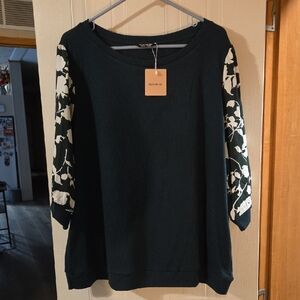 BloomChic Dark Green Top with Cream Floral Sleeves